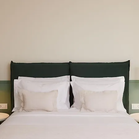 Hotel Kallino Island *